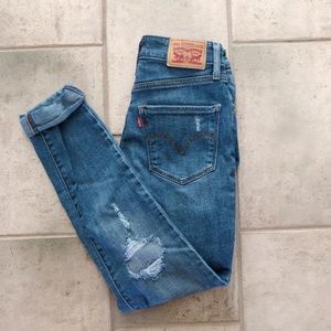 Levi’s 721 High Rise Skinny Jeans
